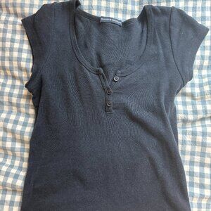 Brandy Melville Black v-nck button t-shirt